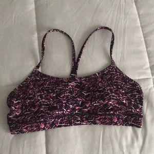 Lululemon sports bra size 10